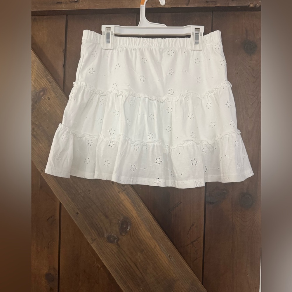 4/$12 Cat & Jack White Eyelet Skort for Kids - Picture 2 of 5